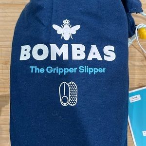 NWT Bombas Women’s Gray Gripper Slipper